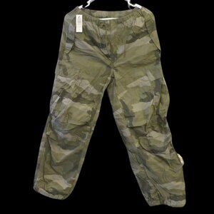 NWT Aritzia Cargo Pants